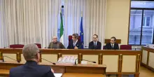 Scontro in Commissione Covid, il presidente 'resto'