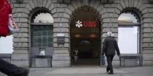 Ubs chiude il 2025 con l'utile netto a 7,8 miliardi di dollari