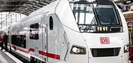 Blocco totale dei treni in Germania, 'crollato il sistema di comunicazione'