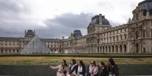 Riaperto il Louvre tre giorni dopo il clamoroso furto