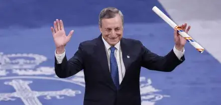 Il premio Carlo Magno a Draghi, 'per la sua grande azione per l'Ue'