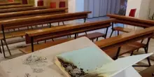 Bruciato un testo sacro in una chiesa nell'Alessandrino