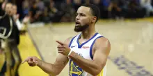 Nba: super Curry stende gli Spurs, Detroit vince ancora