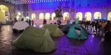 Manifestazione per l'emergenza abitativa a Torino