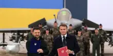 Zelensky a Parigi da Macron, intesa per acquisto fino a 100 caccia. Il presidente francese: 'Un grande giorno'
