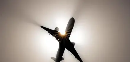 Airbus ferma gli A320, possibili danni da radiazioni solari