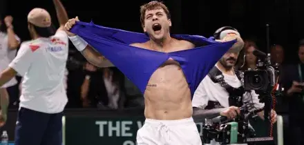 Coppa Davis, l'Italia in finale dopo la maratona-Cobolli