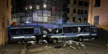 Scontri Antifa-polizia a Genova, feriti 8 poliziotti