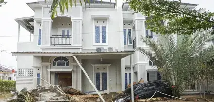 Inondazioni in Indonesia, sale a 84 il bilancio delle vittime