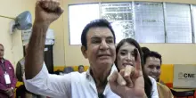 Nasralla sorpassa Asfura nel conteggio elettorale in Honduras
