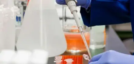 Allarme meningite nel sud dell'Inghilterra, corsa per evitare che dilaghi