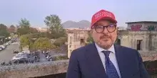 Sangiuliano sfoggia il cappellino alla Trump: "Make Naples Great Again"