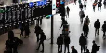 Scontro tra due treni a nord di Londra, in azione i soccorsi