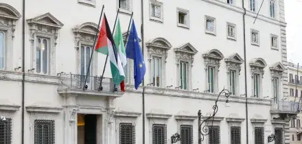 Al via il Consiglio dei ministri, sul tavolo il decreto Ucraina