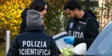 Ferita da un colpo di pistola accidentale, grave donna di 45 anni