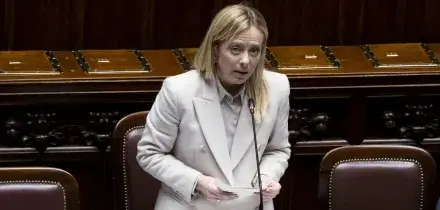 Meloni: 'L'Italia non invier&agrave; soldati in Ucraina. Difficile una soluzione sostenibile sugli asset russi'