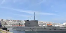 Il sottomarino russo Krasnodar attracca al porto di Algeri
