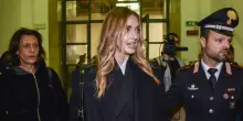 Il giorno della difesa di Ferragni nel processo per truffa a Milano