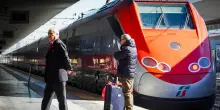 Porte del treno si chiudono, bimba di 2 anni resta in banchina a Lodi