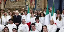 Milano Cortina: Mattarella consegna il Tricolore, 'L'Italia sar&agrave; al centro del mondo'