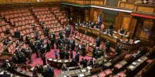 Via libera del Senato alla manovra, passa alla Camera