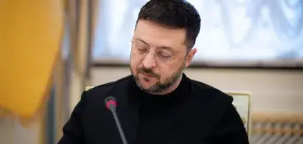 Zelensky: 'Il piano Usa non prevede che l'Ucraina rinunci alla Nato'