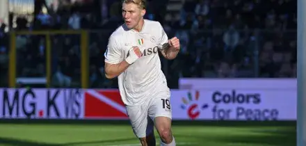 Serie A: Cremonese-Napoli 0-2, doppietta H&oslash;jlund