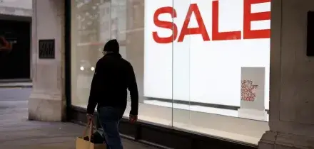 Saldi: '98% interessato, ma 1 su 2 comprer&agrave; solo con l'offerta giusta'