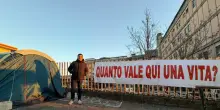 Il sindaco di Isernia in tenda davanti all'ospedale: 'La Regione mi ascolti'