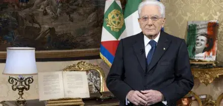 Mattarella: 'La nostra vera forza &egrave; la coesione sociale'. L'appello ai giovani: 'Non rassegnatevi, scegliete il vostro futuro'
