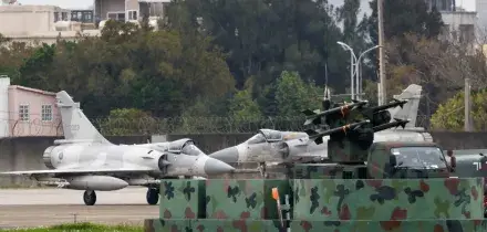 Taipei, le navi cinesi si ritirano dalle vicinanze di Taiwan