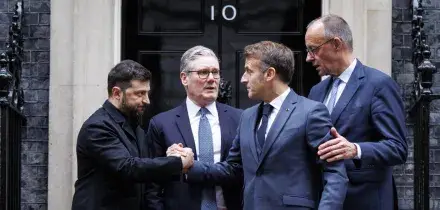 Zelensky: 'Sul Donbass nessun accordo tra Usa, Russia e Kiev'. Mosca incrimina i dirigenti ucraini per genocidio