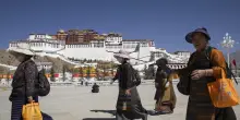 Xi in Tibet per i 60 anni della fondazione della Regione