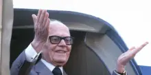Vicesindaco del paese di Pertini fa il saluto fascista in video sui social, si dimette