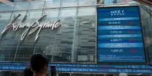 Borsa: Hong Kong negativa, apre a -0,38%