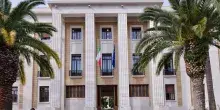 Marito di una paziente aggredisce medici a Bari, arrestato