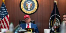 Trump: 'I negoziati con l'Iran procedono lenti, non avranno l'arma nucleare'
