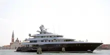 Megayacht e jet privati, primi arrivi per le nozze di Bezosa Venezia