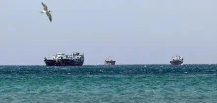 Lloyd's di Londra, 'mille navi bloccate a Hormuz, valgono 25 miliardi'