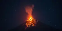 Eruzione del vulcano Fuego, centinaia di evacuati in Guatemala