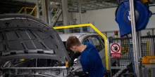 La Germania torna a crescere, a giugno pmi composito a 50,4