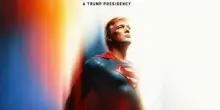 La Casa Bianca posta una foto di Trump vestito da Superman