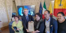 Enzo Avitabile, pergamena e album di ricordi per i 70 anni