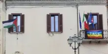 Sul Municipio di Macchiagodena sventola bandiera della Palestina