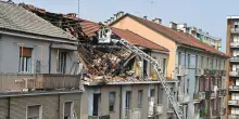 L'esplosione nella palazzina a Torino era dolosa, un arresto. Il fermato voleva colpire la ex fidanzata