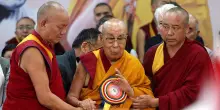 Dalai Lama festeggia i 90 anni definendosi 'semplice monaco'