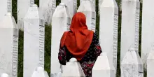 30/mo Srebrenica, in migliaia al Cimitero Memoriale di Potocari