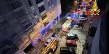 Incendio in appartamento a Trieste, evacuato stabile 7 piani