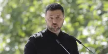 Zelensky, 100mila famiglie senza corrente dopo raid russi