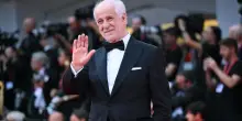 Mostra del Cinema, la sfilata delle star sul red carpet